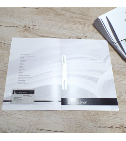 Mappen mit Abheftvorrichtung und Visitenkartentasche
