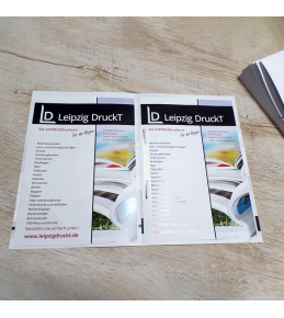 Mappen mit Abheftvorrichtung und Klebeecke