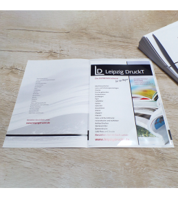 Mappen mit Klebeecke rechts